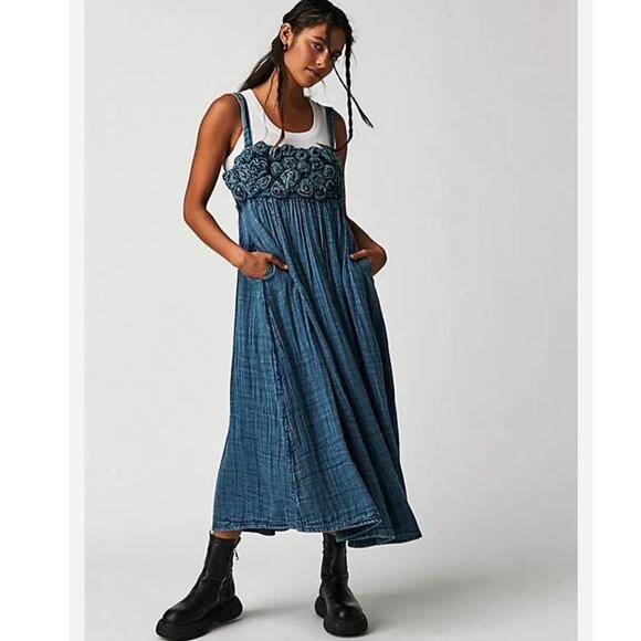 Free People Dresses & Skirts - Free People Dolly Denim Midi Dress Rosette‎ Blue - Size Medium